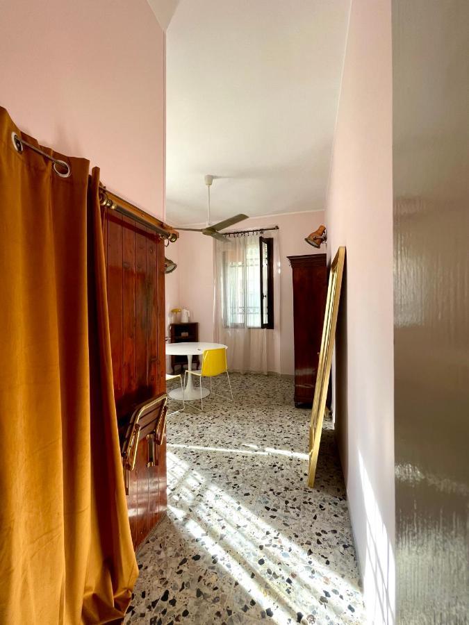 Venetian Pink Apartment In Dorsoduro Exterior foto
